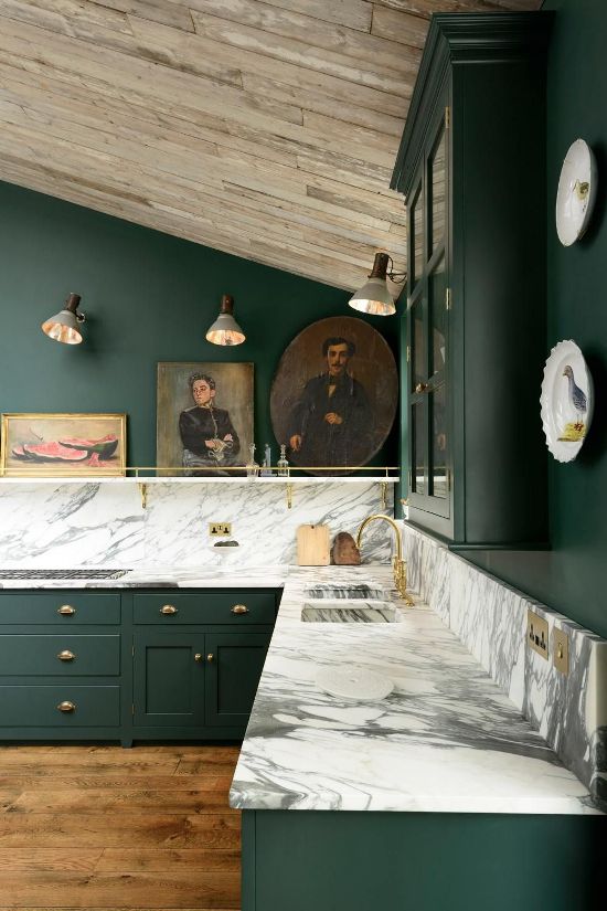 Er veggfargen mørkegrønn riktig for deg Designtips og ideer kjøkken retro med marmor
