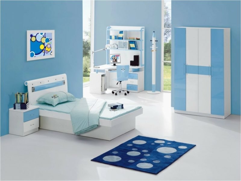 Dětský pokoj vymalovat modrý interiér