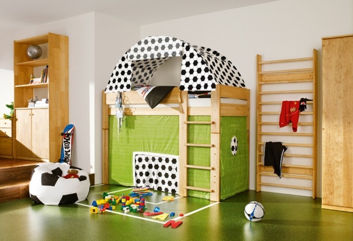 עיצוב חדר ילדים עיצוב מיטה עם עיצוב כדורגל