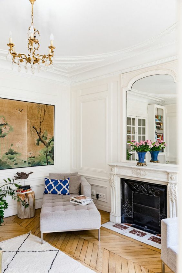 lustr obývací pokoj květinové motivy bílý koberec