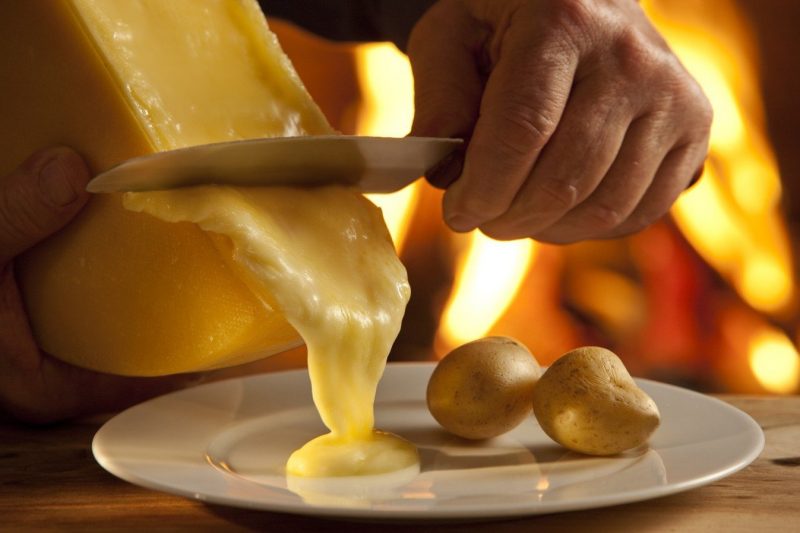 Poteter egner seg som en ostefondueside.