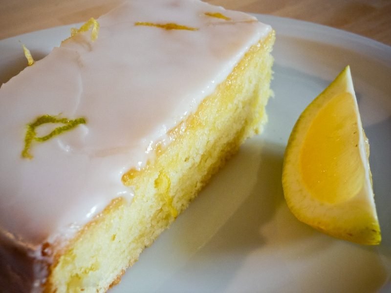 Bήστε κέικ χωρίς κέικ λεμόνι ζάχαρη