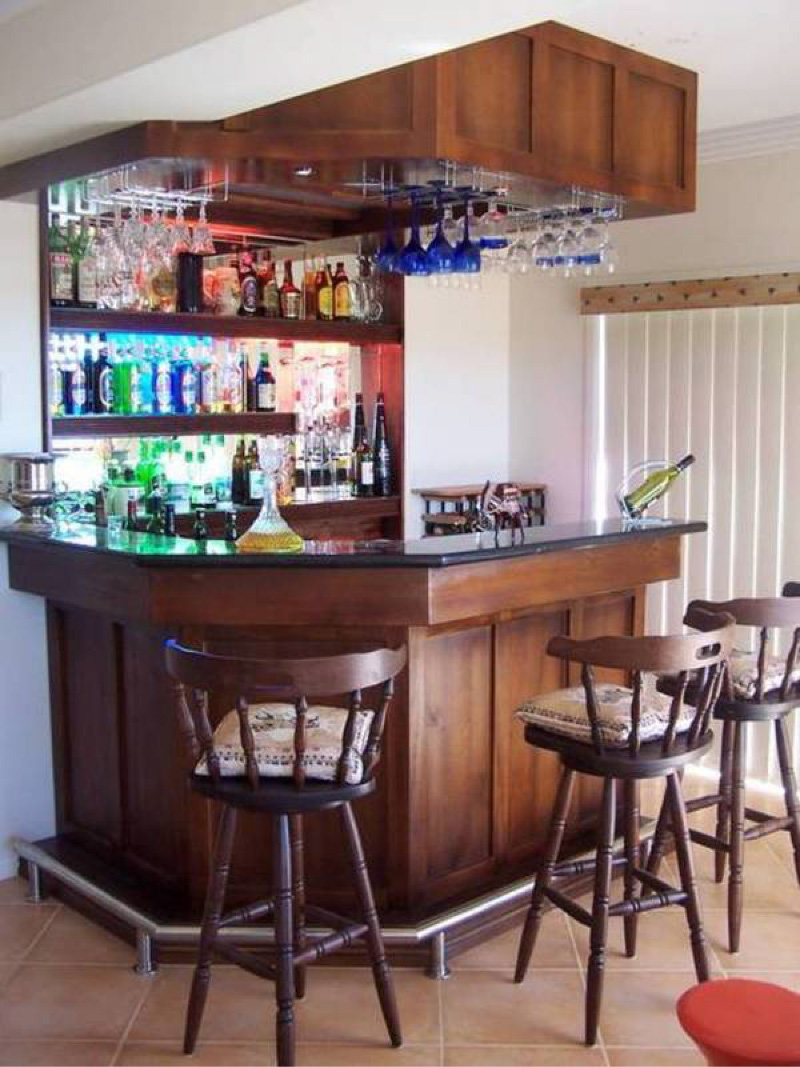 bar