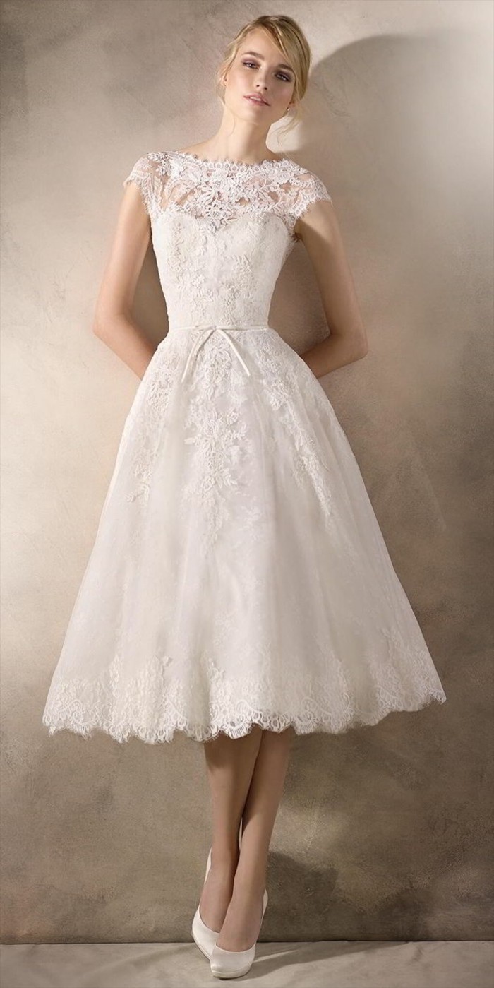 la-sposa-krátké-svatební šaty-pro-2020