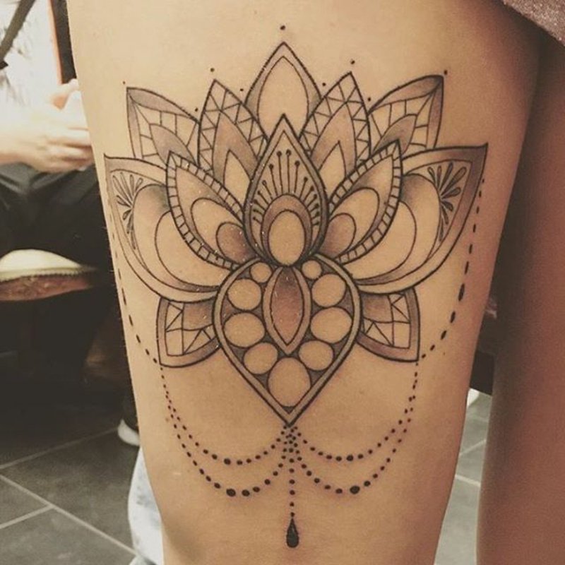 Tattoo lotus blomst stilig illustrasjon