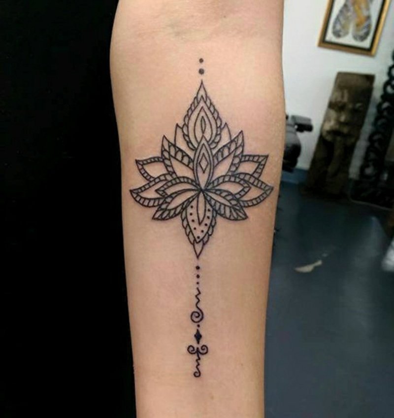 Lotus tattoo mandala nydelig utseende