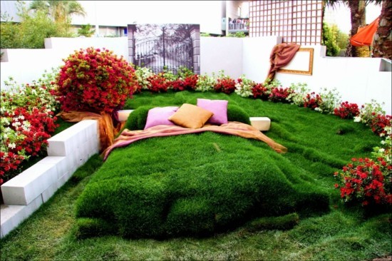 קישוט גינה מצחיק עשה לעצמך מיטת דמות דשא
