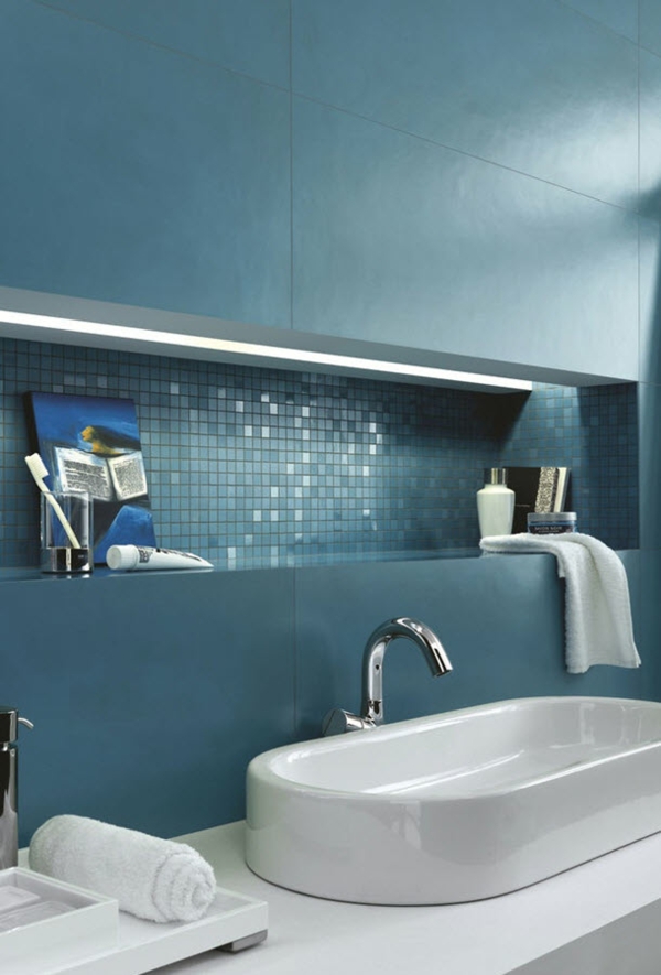 mozaikové obklady koupelna stylové zdůrazňuje neutrální barvy