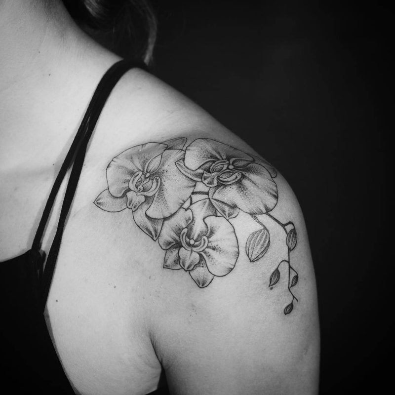 mexické tetování orchidejí