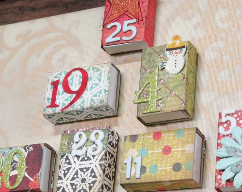Originální adventní kalendáře vytvářejí strunové boxy s nádherným vzhledem