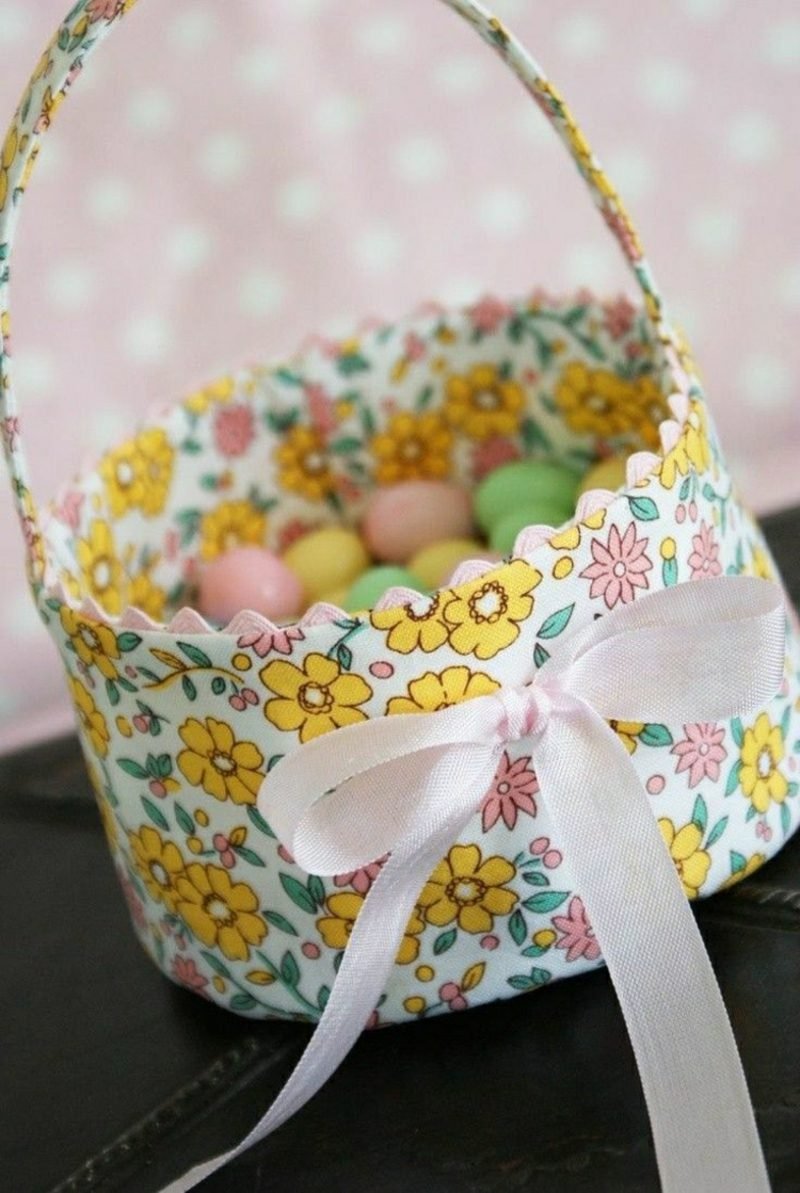 Textilní košík na velikonoční dekorace