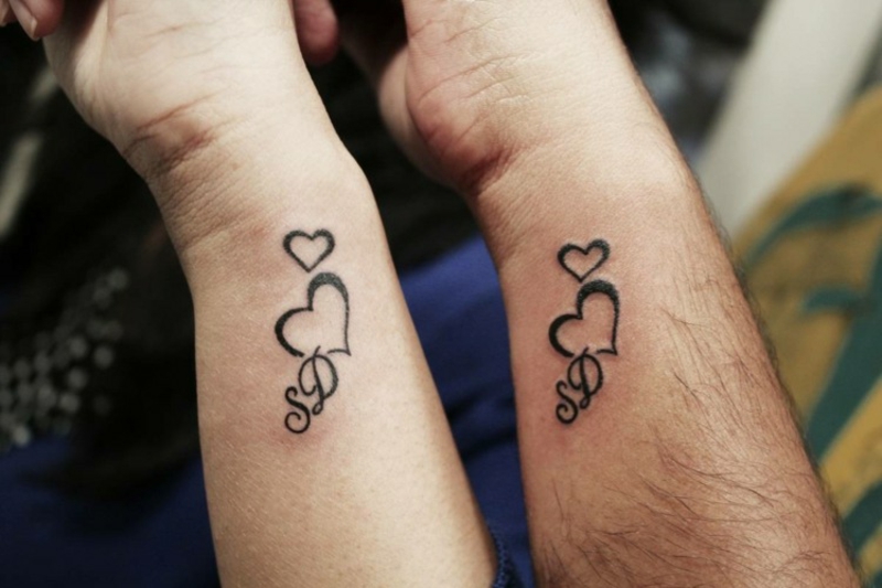 Partner tetování srdce počáteční