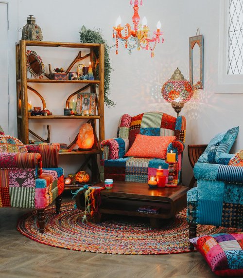 Patchwork barevné křeslo v boho stylu