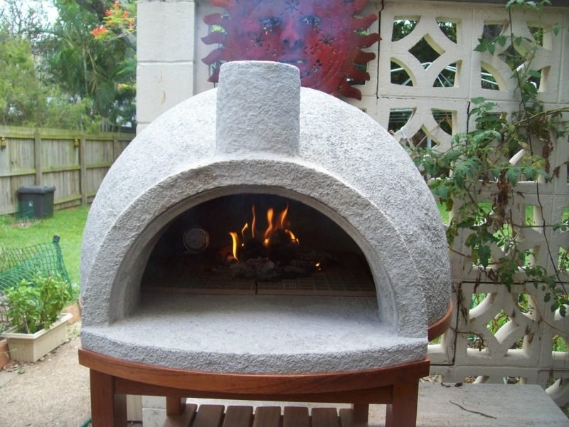 postavit pec na pizzu