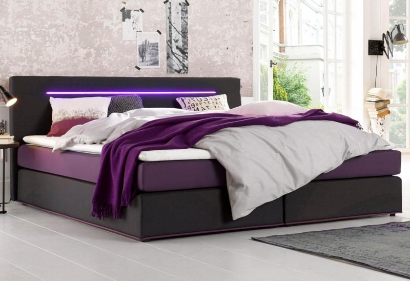 Sengestørrelser queen-size-seng med moderne integrert LED-belysning