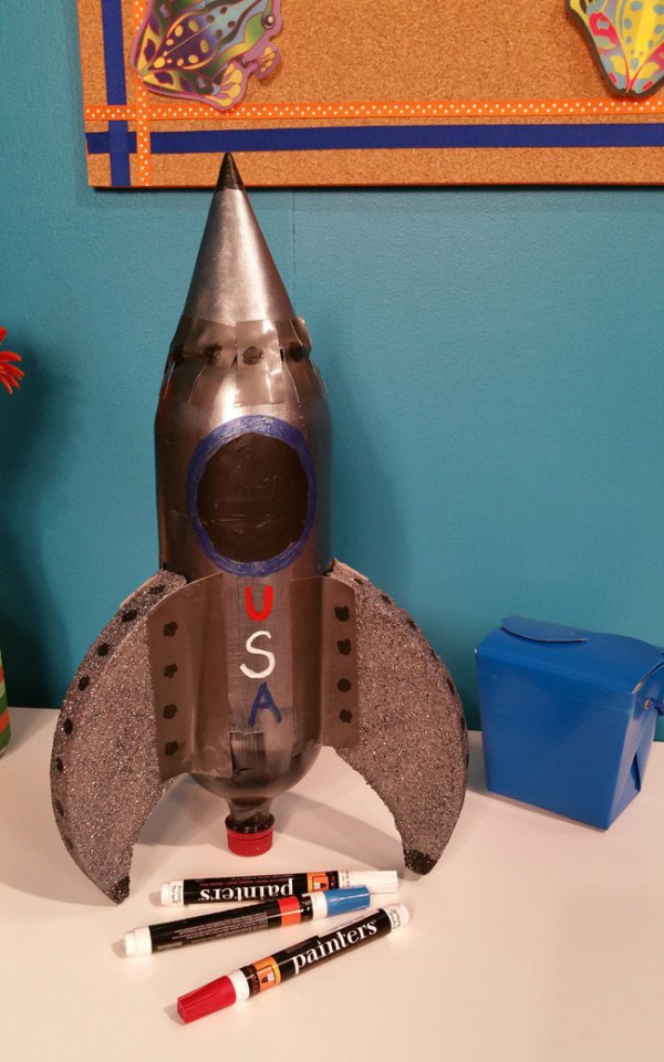 Raketa Tinker s dětmi - jednoduché návody na výrobu a skvělé nápady, nápady pro děti, plastové lahve