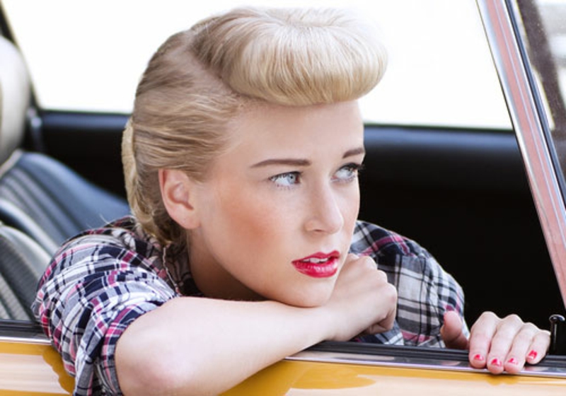 rockabilly-hairstyles-Μια αριστοκρατική πινελιά