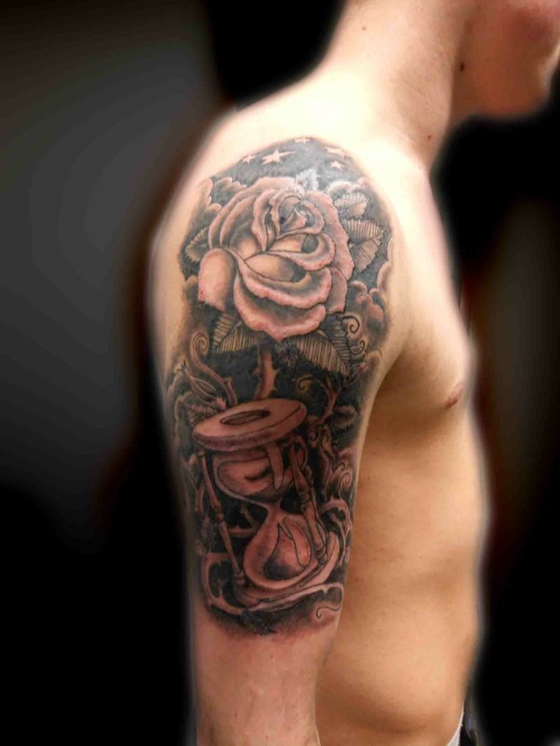 Přesýpací hodiny tetování růže