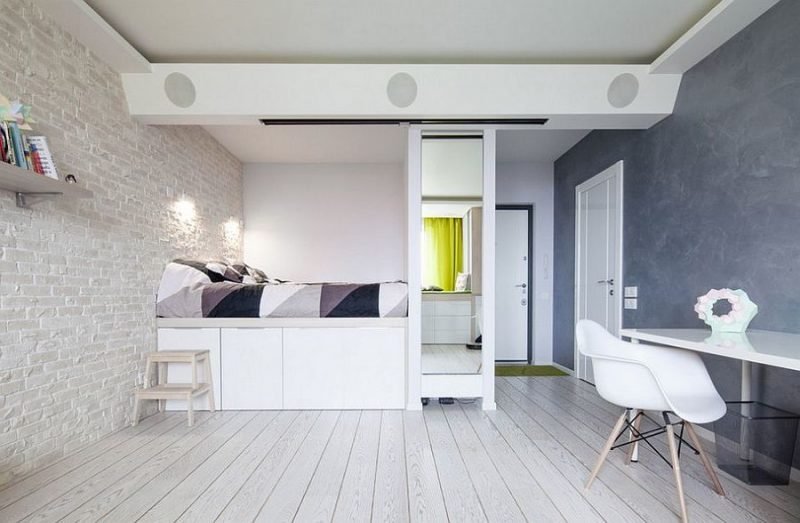 soverom innredning ideer i skandinavisk stil sengestol nattbordsmøbler