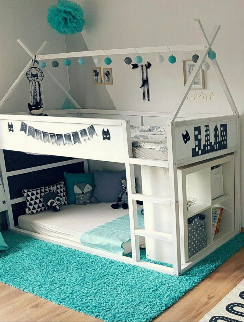 IKEA Hacks παιδικό δωμάτιο αναδιαμορφώνει κρεβάτι IKEA Kura