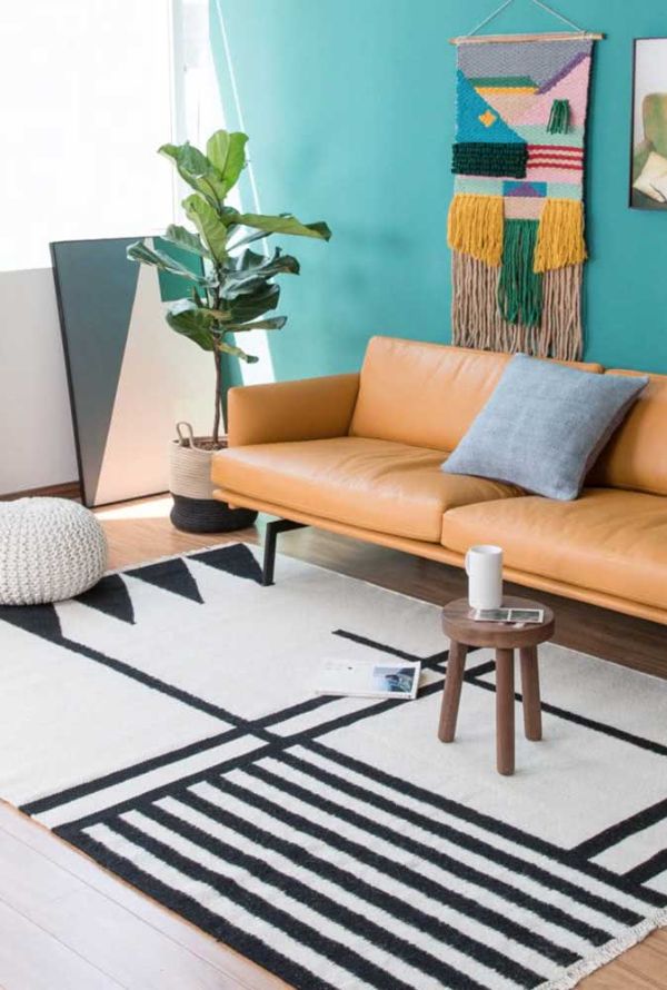 obývací pokoj design černobílý koberec