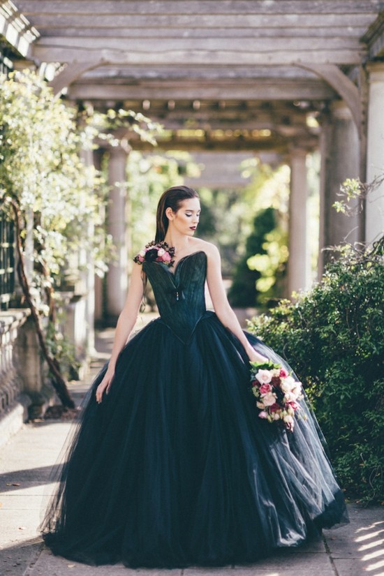 gotické svatební šaty černé svatební šaty