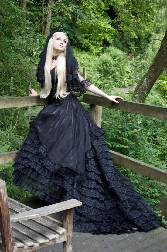 svatební šaty nápady gotické svatební šaty černé svatební šaty