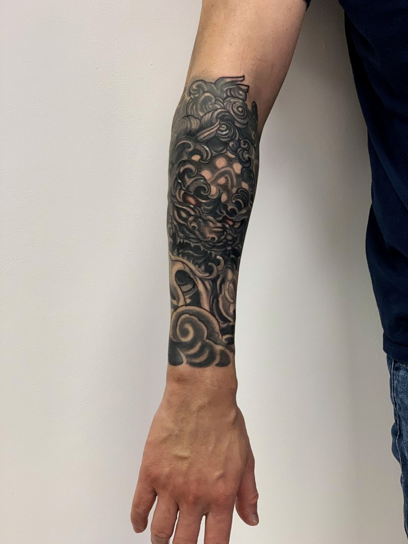 Tattoo dragon předloktí