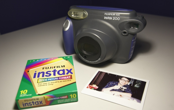 okamžitý fotoaparát obrázek fujifilm instantní fotoaparát instantní fotoaparát