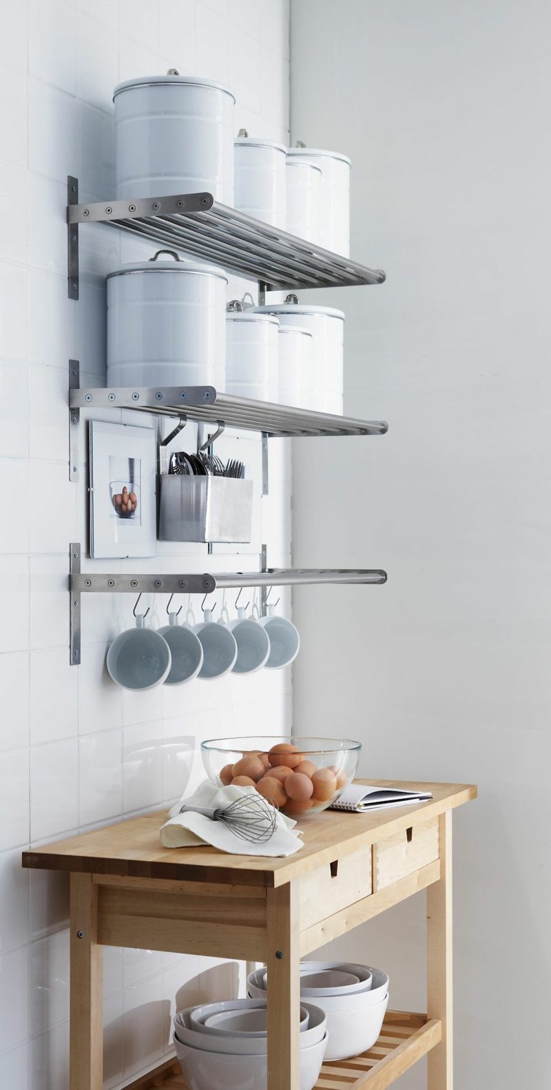 Ράφια κουζίνας μεταλλικά Ikea μινιμαλιστικά