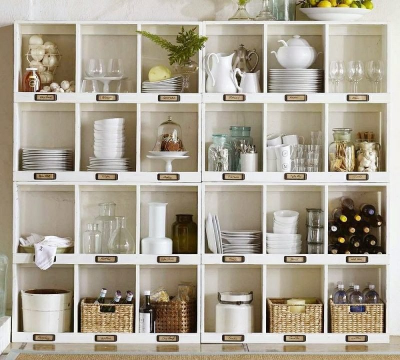 Ράφια κουζίνας Τα ράφια Ikea Kallax τραβούν τα βλέμματα
