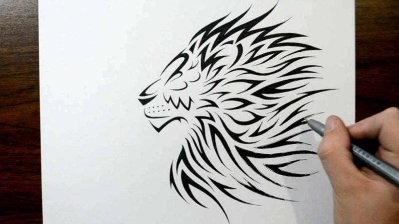 Tattoo løve mal stilisert