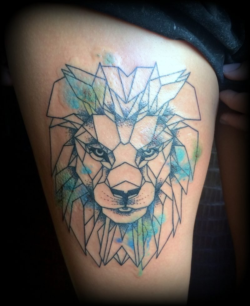 Tattoo løve geometrisk akvarell