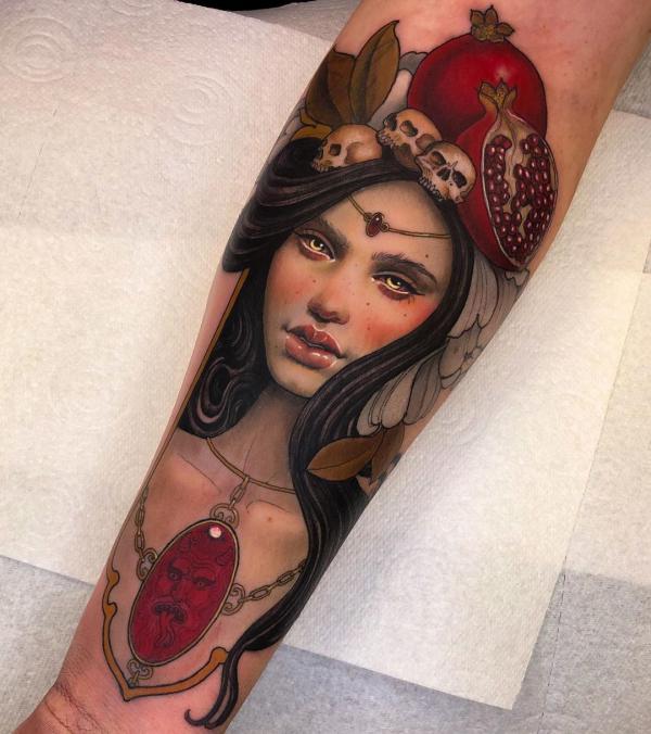 Neo Tradicinė dilbio tatuiruotė