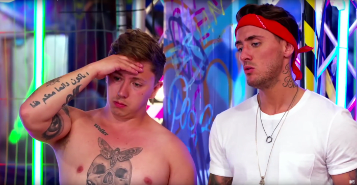 Yardımcı sunucu Stephen Bear, Harrison'a nasıl hissettiğini sorar ve Harrison yanıt verir: