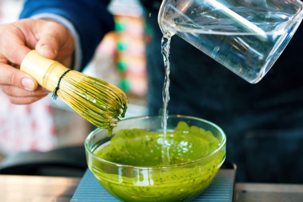 Tradisjonell Matcha -tilberedning - tips for den perfekte kopp grønn te Tilberedning av matcha -vann på riktig måte