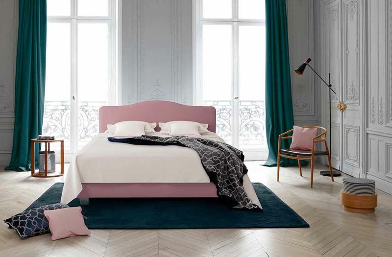 treca-postele-interiéry-paříž-čelo postele-Louis-xv