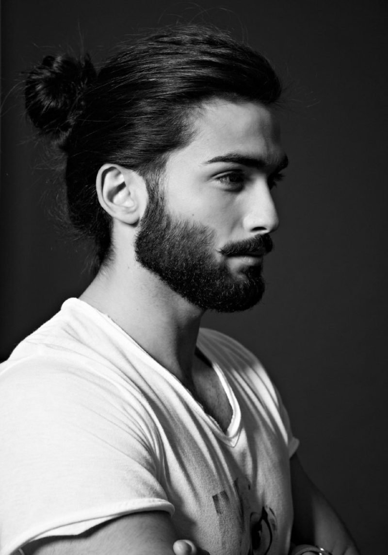 Herrefrisyrer for 2015 Long Hair Man Bun Beard