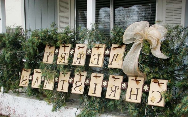 Julepynt utenfor font originale ideer